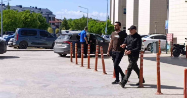 Eski Eşinin Evini Kundaklamaya Çalışan Şahıs Yakalandı