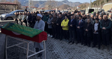 Eski Milli Futbolcu Nurcan Çelik, Artvin'de Ebedi Uykuya Daldı