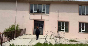 Eski Okul Binası Mahalle Konağına Dönüşüyor