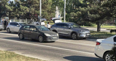 Eskişehir çevre yolunda otomobilin çarptığı kadın hastaneye kaldırıldı