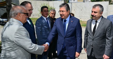 Eskişehir valisi Yılmaz, Aile ve Sosyal Hizmetler İl Müdürlüğü’nde brifing aldı