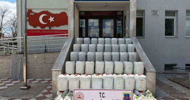 Eskişehir'de 2 Bin 270 Litre Sahte Gübre Ele Geçirildi