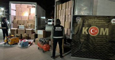 Eskişehir'de Büyük Kaçakçılık Operasyonu: 5 Milyon 860 Bin Makaron Ele Geçirildi