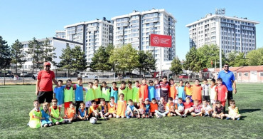 Eskişehir'de gsb spor okullarında futbol heyecanı devam ediyor