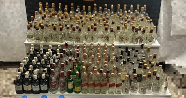Eskişehir'de Kaçak Sahte Alkol Operasyonu: Üç Gözaltı