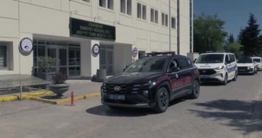 Eskişehir'de masaj salonlarına düzenlenen operasyonda 26 kadın kurtarıldı