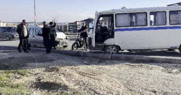 Eskişehir'de Minibüs Kazası: 1'i Çocuk 4 Yaralı