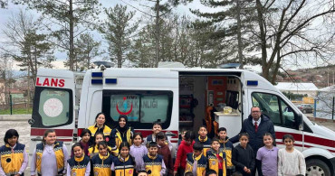 Eskişehir'de Öğrencilere İlk Yardım ve Minik 112 Eğitimi Gerçekleştirildi