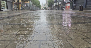 Eskişehir'de Sabah Yağmuru