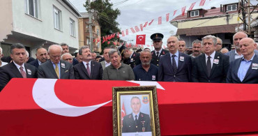 Eskişehir'de şehit olan uzman çavuş, Samsun'da toprağa verildi