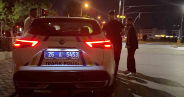 Eskişehir’de trafik denetimi: alkollü yakalanan 2 sürücüye toplam 50 bin lira ceza