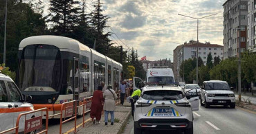 Eskişehir'de trafik kazası: Anne ve 4 yaşındaki kızı yaralandı