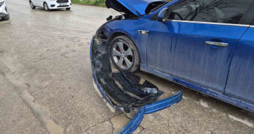 Eskişehir'de Trafik Kazası: Dur Levhasına Uymayan Otomobil Çöp Kamyonuna Çarptı