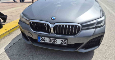 Eskişehir'de Yaya Geçidinde Maddi Hasarlı Kaza