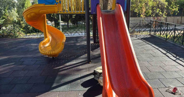 Eskişehir'deki çocuk parkında kaydıraklara yanık yağ döküldü