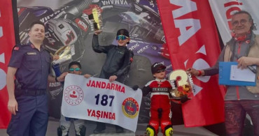 Eskişehirli Atakan Boyracı'nın Motocross Başarısı
