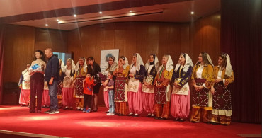 Essivder halk oyunları topluluğu yılsonu gösterisi yoğun ilgi gördü