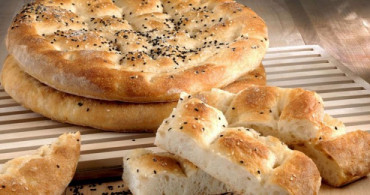 Evde Ramazan Pidesi Nasıl Yapılır?