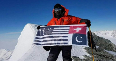 Everest'e Tırmanan 2 Dağcı Öldü