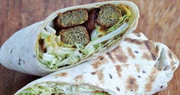 Falafelli Wrap Nasıl Yapılır? Falafelli Wrap Tarifi