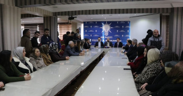 Faruk Acar: "CHP'li Belediyeler Yönetimde Zayıf"