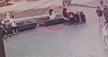 Fatih'te kadın hırsız, bankta oturan vatandaşın çantasını çaldı