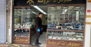 Fatih'te pes dedirten hırsızlık! Oksijen tüpüyle soygun yaptılar