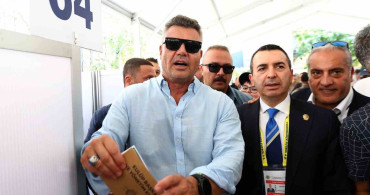 Fenerbahçe Başkanı Sadettin Saran Oyunu Kullandı
