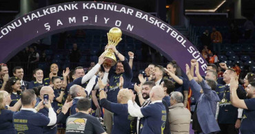 Fenerbahçe Kadın Basketbol Takımı Tarih Yazdı