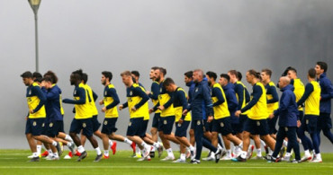 Fenerbahçe Kötü Hava Şartları Altında Çalıştı 