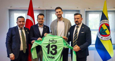 Fenerbahçe Tarık Çetin ile Sözleşmesini Uzattı