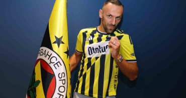 Fenerbahçe, Vedat Muriqi ile 3 yıllık sözleşme imzaladı