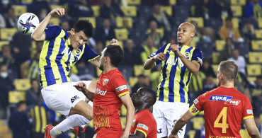 Fenerbahçe'nin Kongolu Futbolcusu Marcel Tisserand Milli Takım Kampında Sakatlandı!