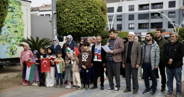 Fethiye'de Filistin ve İran'da Ölen Çocuklar İçin Protesto Gösterisi