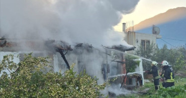 Fethiye'de Müstakil Evde Yangın: 1 Kişi Hastaneye Kaldırıldı