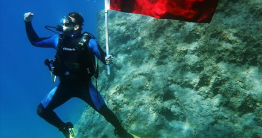 Fethiye'de Su Altında Cumhuriyet Bayramı Coşkusu