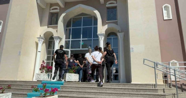 Fethiye’deki göçmen kaçakçılığı operasyonunda 9 tutuklama