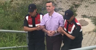 FETÖ'nün Donanma Komutanlığı'ndaki Darbe Girişimi Davasında Tezcan Kızılelma'ya Müebbet Hapis Cezası 