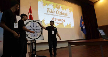 Fikir otobüsünde şampiyon Synaptech takımı oldu