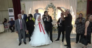 Fildişi Sahilli gençler düğününde halay ve yöresel oyunlarla ilgi odağı oldu