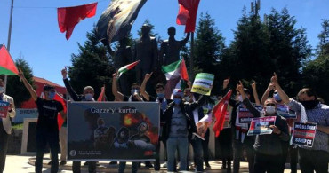 Filistinli Gençler Katil İsrail’e Tepki Gösterdi