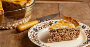 Fırında Kıymalı Milföylü Tart Tarifi