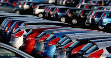 Fiyat artışları tercihlere de yansıdı: İkinci el otomobillerde 10 yaş dönemi başladı