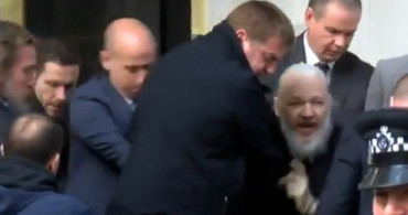 Fransa: Talep Etmediği Sürece Assange'a Sığınma Hakkı Tanıyamayız 