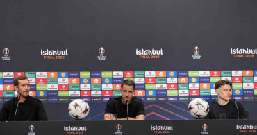 Freiburg Teknik Direktörü Julian Schuster'dan Aston Villa Maçı Öncesi Açıklamalar