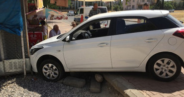 Freni Boşalan Araba Markete Girdi