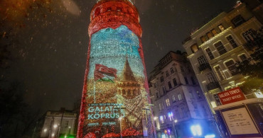 Galata Kulesi'nde Filistin Kefiyesi: Mazlumlara Destek