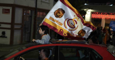 Galatasaray Taraftarları Şampiyonluğu Coşkuyla Kutladı