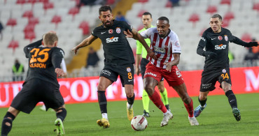 Galatasaray'a Sivas'ta şok! Sivasspor ile yenişemedi