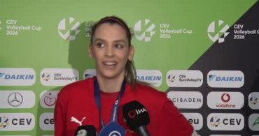 Galatasaraylı Voleybolcu Alexia Carutasu Şampiyonluk Sevinci Yaşıyor